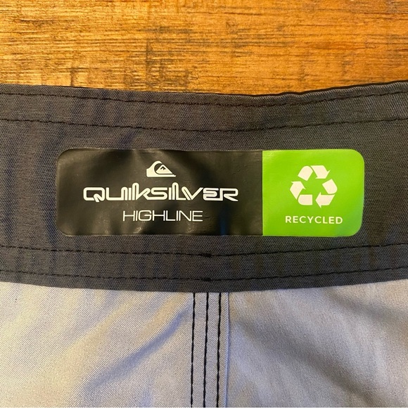 Quicksilver Swim Trunks Mens 38 Highline Scallop Board Shorts black - Picture 4 of 10